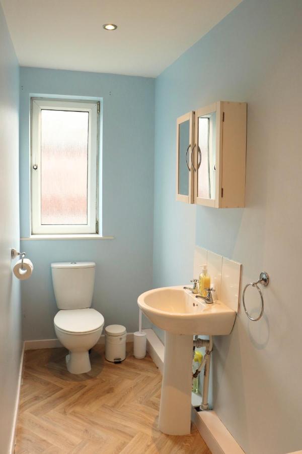 Charming 3 Bedroom Property Free Wifi & Parking Leeds (West Yorkshire) Exterior foto