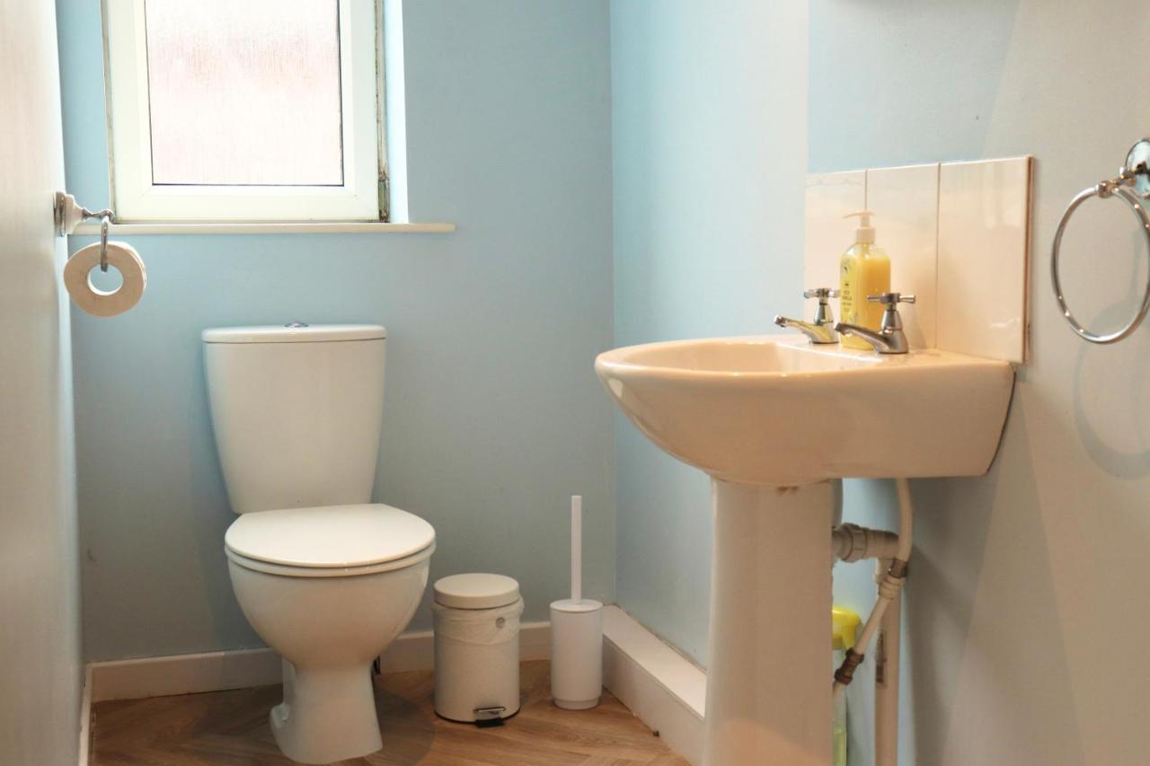 Charming 3 Bedroom Property Free Wifi & Parking Leeds (West Yorkshire) Exterior foto